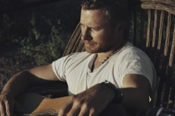 Dierks_Bentley_2013
